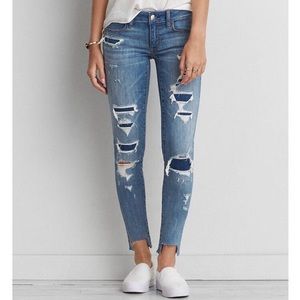 American Eagle blue low rise skinny jeans